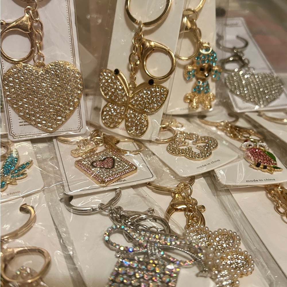 25 for $25 KeyChain Purse Charms CATS DOGS HAMSA HEARTS GUITARS CROSS - more NEW - Picture 12 of 14